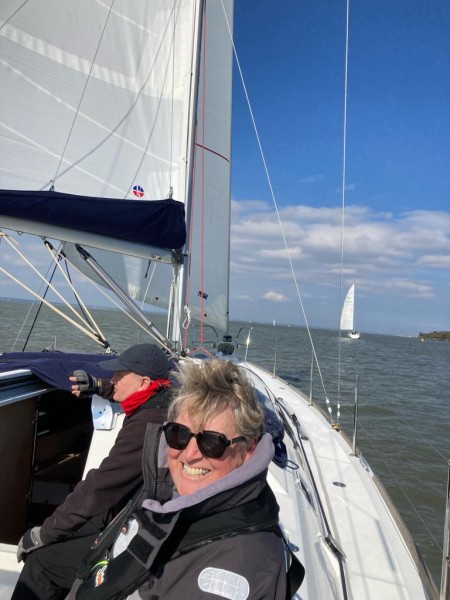 Trevor Rackley A sunny sail to Cowes